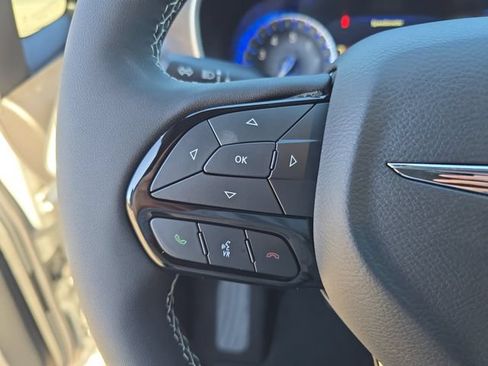 New 2026 Chrysler Pacifica Select w/ S Appearance Package FWD image 23
