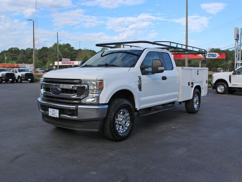Used 2022 Ford F350 XL w/ STX Appearance Package image 9