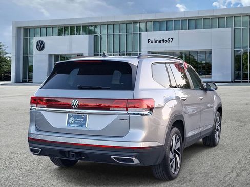 Used 2024 Volkswagen Atlas SE AWD/4WD image 6