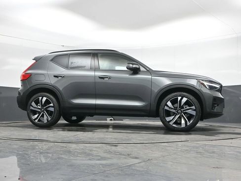 New 2026 Volvo XC40 B5 Ultra w/ Climate Package image 41