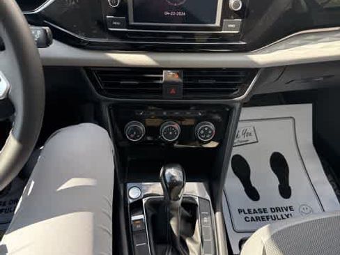 Certified 2024 Volkswagen Taos S AWD/4WD image 20