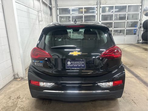 Used 2020 Chevrolet Bolt Premier w/ Infotainment Package image 7