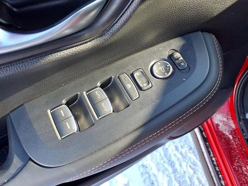 Certified 2026 Honda HR-V Sport image 11