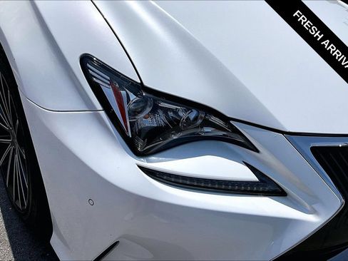 Used 2015 Lexus RC 350 w/ Luxury Package RWD image 30
