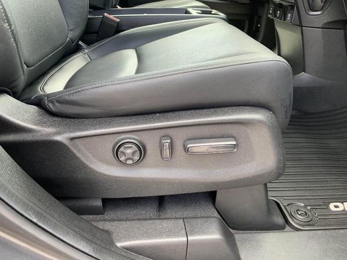Certified 2024 Honda Odyssey Touring image 40