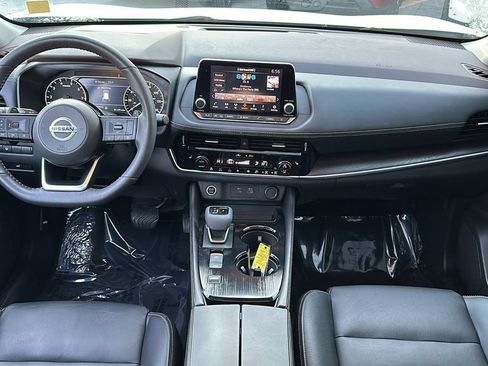 Used 2021 Nissan Rogue SL FWD image 14