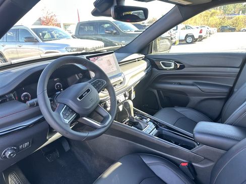 New 2026 Jeep Compass Trailhawk image 10