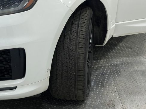 Used 2018 Land Rover Range Rover Sport HSE Dynamic image 37