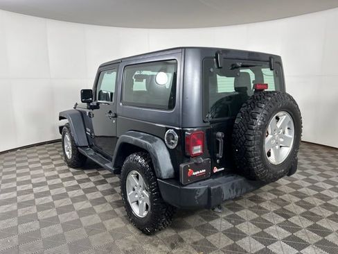 Used 2013 Jeep Wrangler Sport AWD/4WD image 4