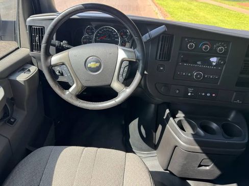 Used 2018 Chevrolet Express 2500 LS w/ Driver Convenience Package RWD image 24