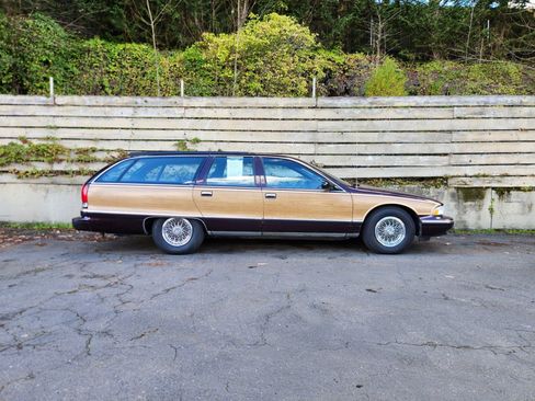 Used 1995 Chevrolet Caprice Classic RWD image 17