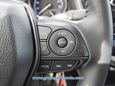 Used 2024 Toyota Camry SE image 20