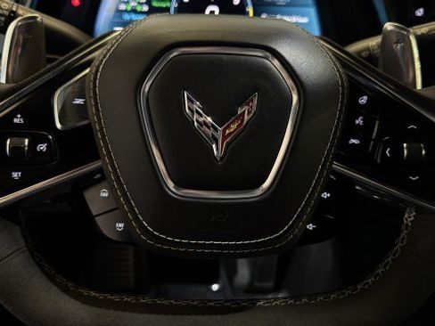 Used 2023 Chevrolet Corvette Stingray Premium Cpe w/ Z51 Performance Package RWD image 10
