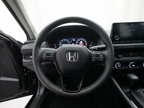 Certified 2023 Honda Accord EX image 4