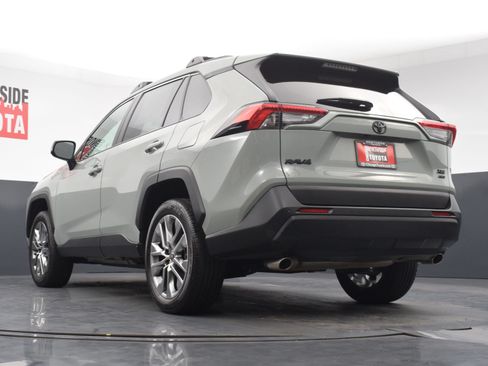 Used 2023 Toyota RAV4 XLE Premium AWD/4WD image 31
