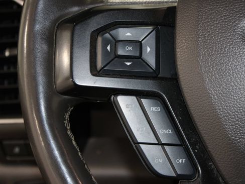 Used 2019 Ford Expedition Max Limited AWD/4WD image 40