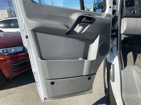 Used 2012 Mercedes-Benz Sprinter 2500 w/ Additional Battery Pkg image 17