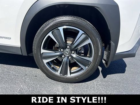 Used 2021 Lexus UX 250h image 10