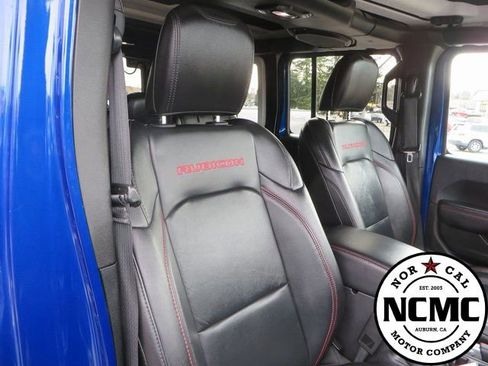 Used 2018 Jeep Wrangler Unlimited Rubicon image 50