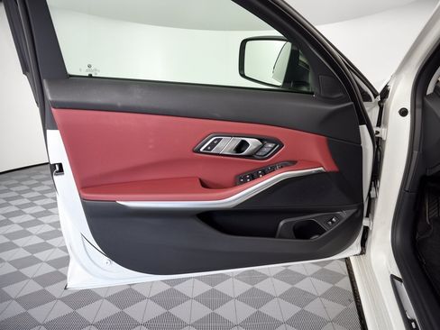 Certified 2023 BMW 330i Sedan w/ M Sport Package RWD image 14