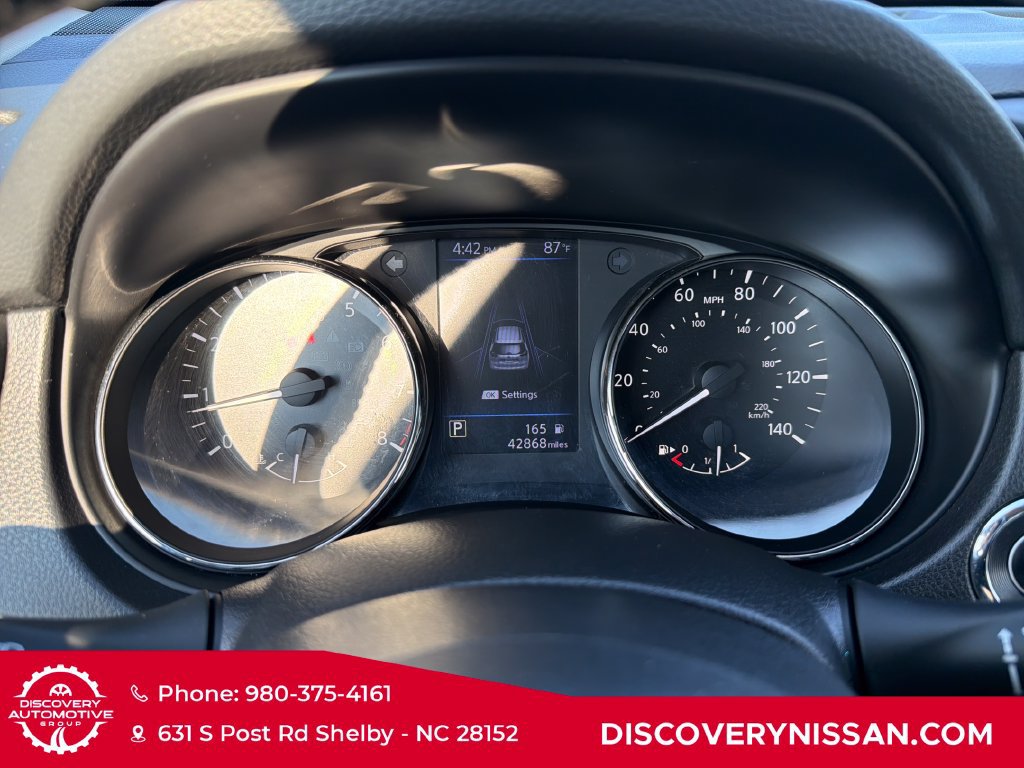 Certified 2019 Nissan Rogue SV FWD image 29