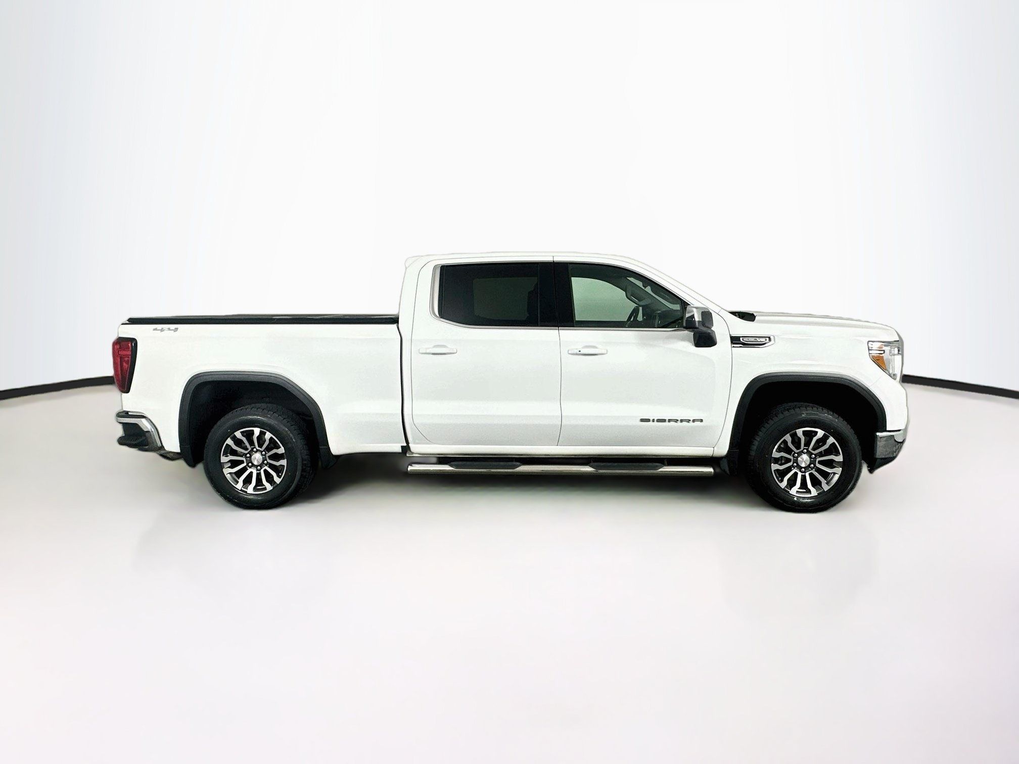 Used 2019 GMC Sierra 1500 SLE w/ SLE Value Package AWD/4WD image 10