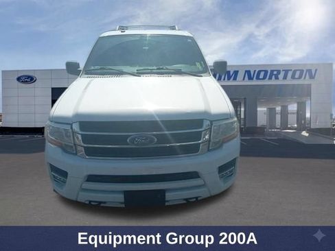 Used 2017 Ford Expedition XLT AWD/4WD image 3