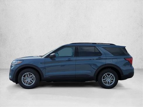 New 2026 Ford Explorer Active w/ Active Comfort Package image 5