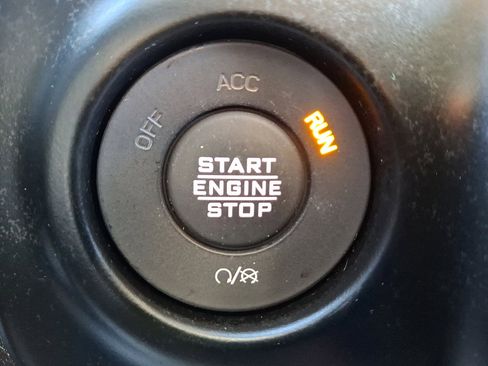 Certified 2021 Jeep Wrangler Unlimited Sahara image 23