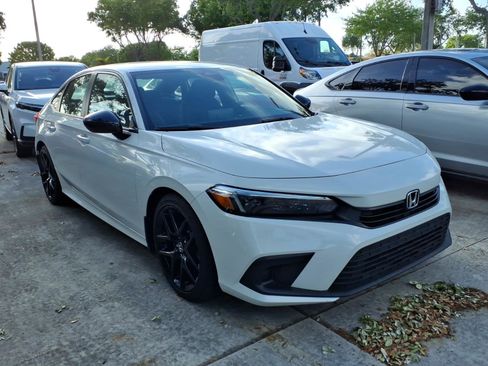 Used 2024 Honda Civic Sport image 5