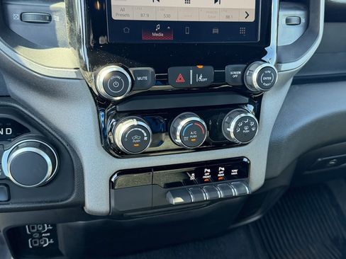 Used 2025 RAM 1500 Tradesman image 25
