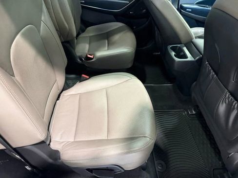 Used 2019 Hyundai Santa Fe XL image 33