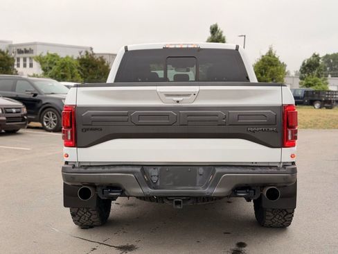Used 2018 Ford F150 Raptor w/ Equipment Group 802A Luxury AWD/4WD image 12