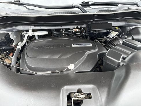 Used 2019 Honda Pilot Touring image 14