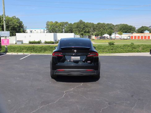 Used 2022 Tesla Model X Plaid AWD/4WD image 12