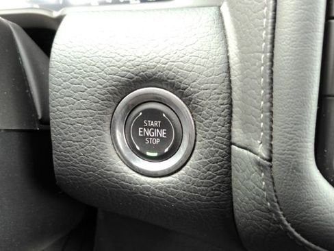 Used 2024 GMC Yukon Denali image 45