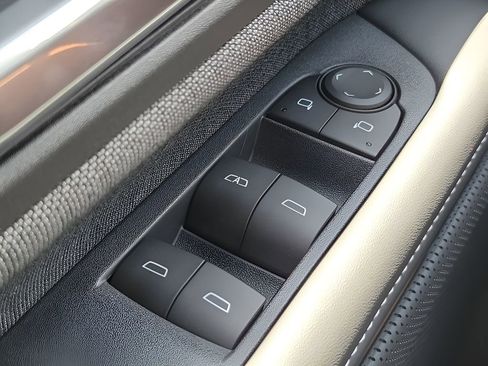 New 2026 GMC Sierra EV Elevation image 35