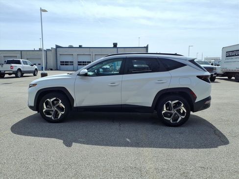 Used 2022 Hyundai Tucson SEL w/ Convenience + Premium Package image 4