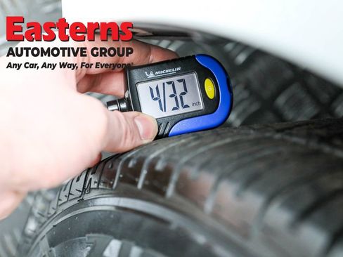 Used 2020 Hyundai Ioniq Limited image 27