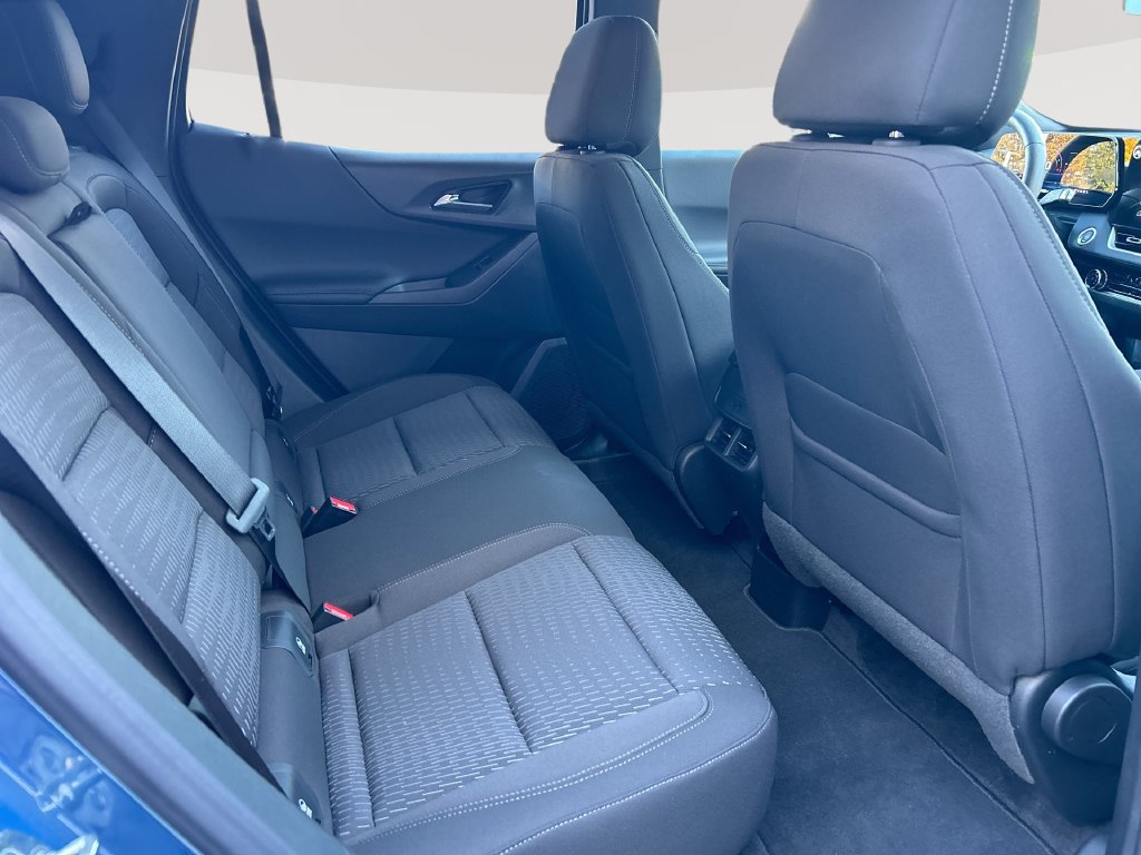 Used 2026 Chevrolet Equinox LT FWD image 27