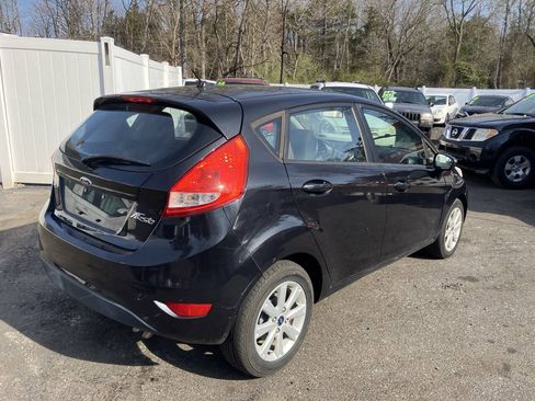 Used 2011 Ford Fiesta SE w/ 203A Rapid Spec Order Code FWD image 7