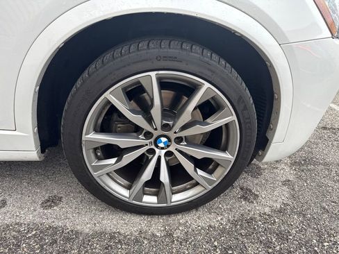Used 2017 BMW X4 M40i AWD/4WD image 2