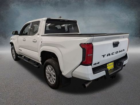 Used 2026 Toyota Tacoma SR5 AWD/4WD image 6