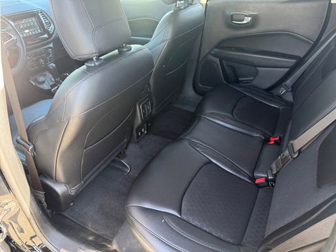 Used 2018 Jeep Compass Latitude w/ Popular Equipment Group image 39