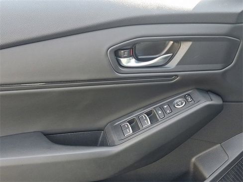 Used 2023 Honda Accord EX image 12