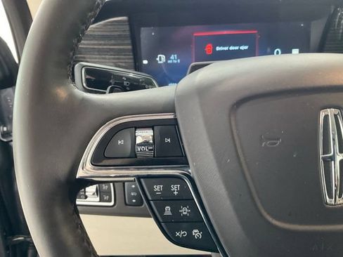 Used 2023 Lincoln Navigator L Black Label AWD/4WD image 11