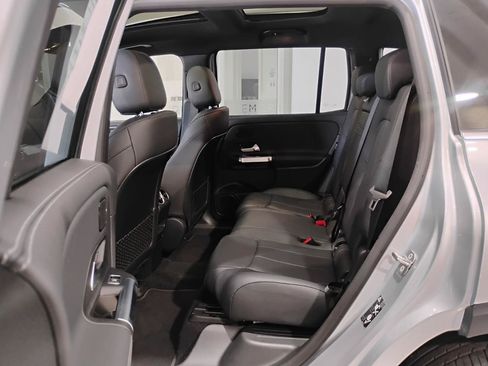 Used 2024 Mercedes-Benz EQB 300 4MATIC image 46