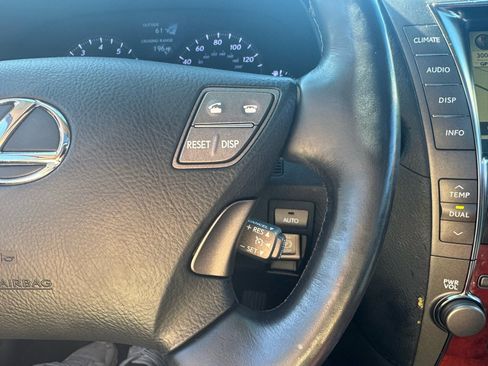 Used 2007 Lexus LS 460 image 24