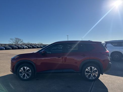 Certified 2023 Nissan Rogue SV w/ SV Premium Package image 4