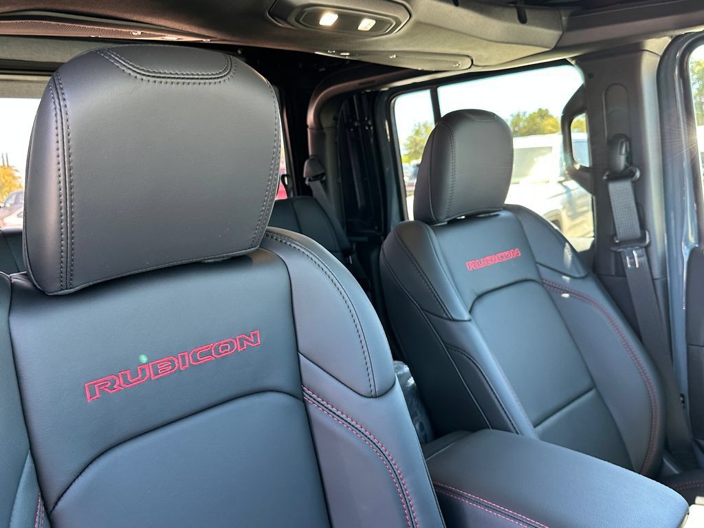 New 2026 Jeep Gladiator Rubicon AWD/4WD image 13